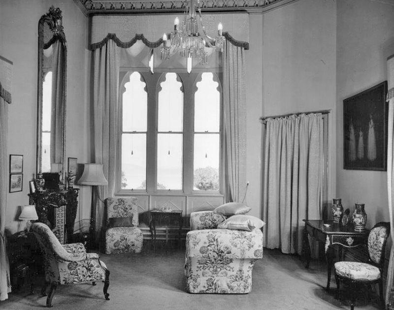 History-Ante-Room