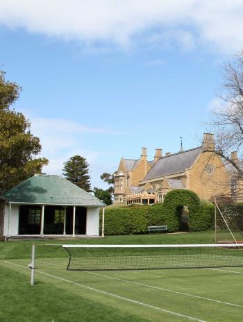 wisteria-tennis-courts