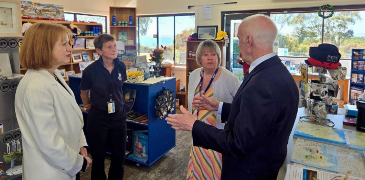 Her Excellency and Professor Chalmers with volunteers from Bridport Innovations