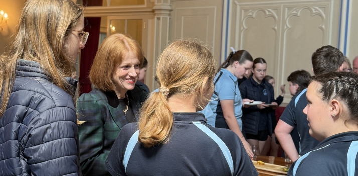 Her Excellency meets students from South George Town Primary