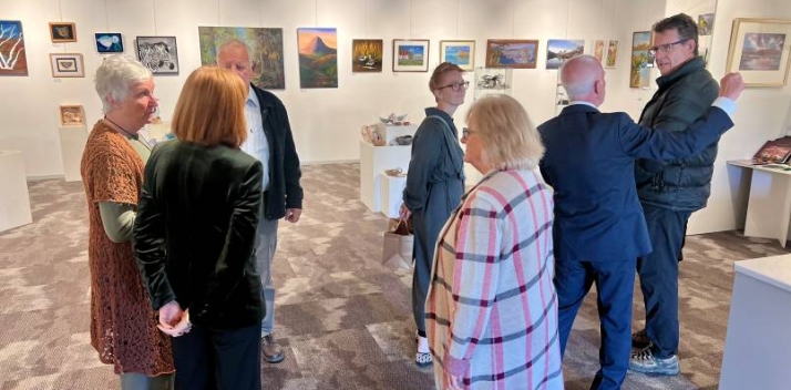 Her Excellency and Professor Chalmers viewing an exhibition at the Sheffield Art Gallery