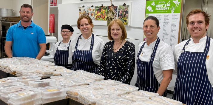 Christmas meal donations 18-12-25