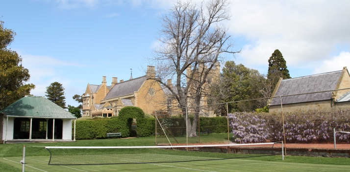 wisteria-tennis-courts