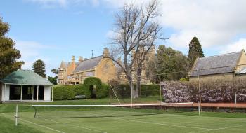 wisteria-tennis-courts